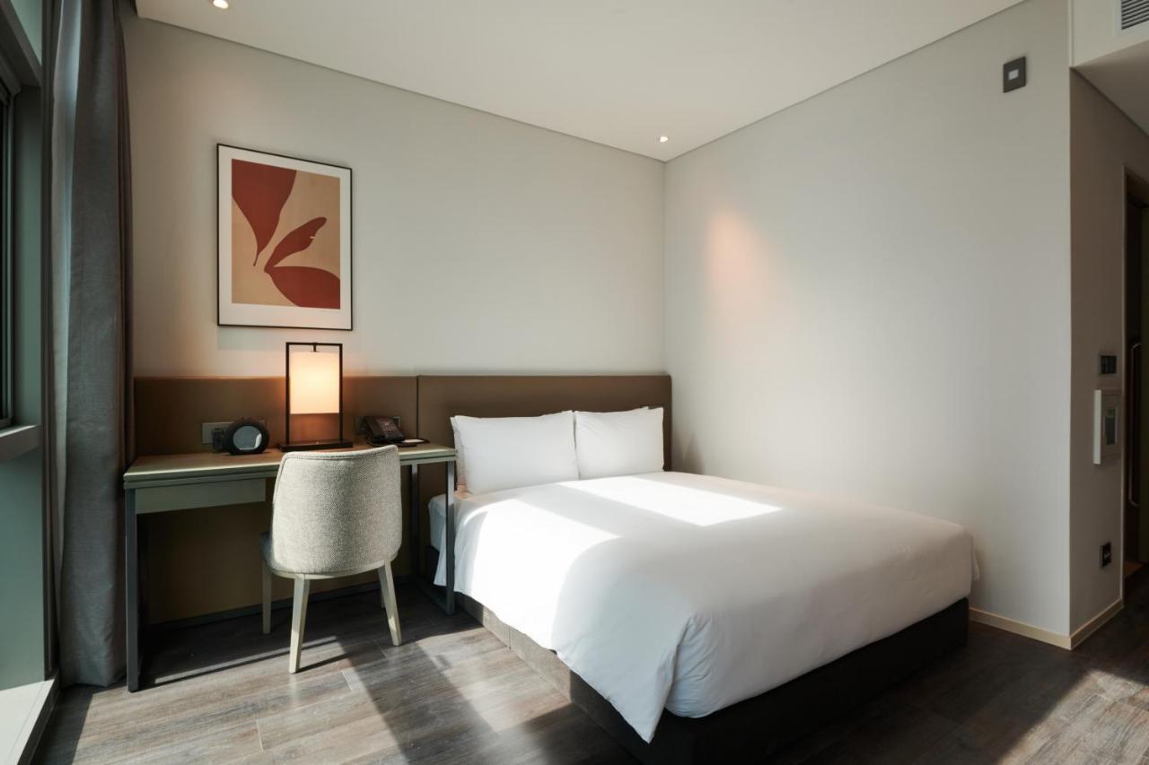 Nine Tree Premier Rokaus Hotel Seoul Yongsan Dış mekan fotoğraf